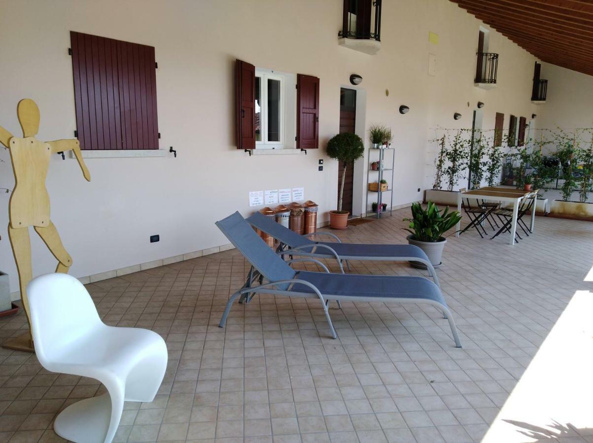 Designcontrodesign Vila Desenzano del Garda Exterior foto